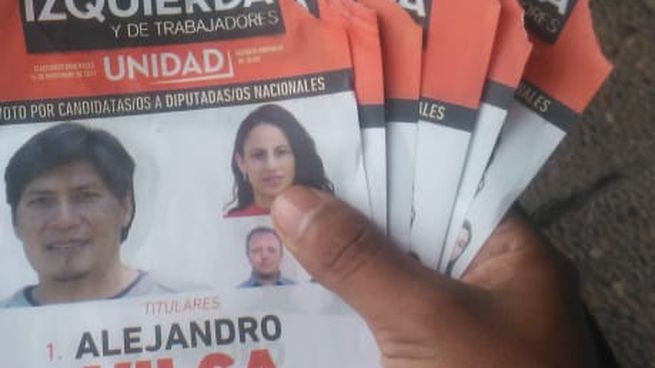 Izquierda denunció boletas rotas.