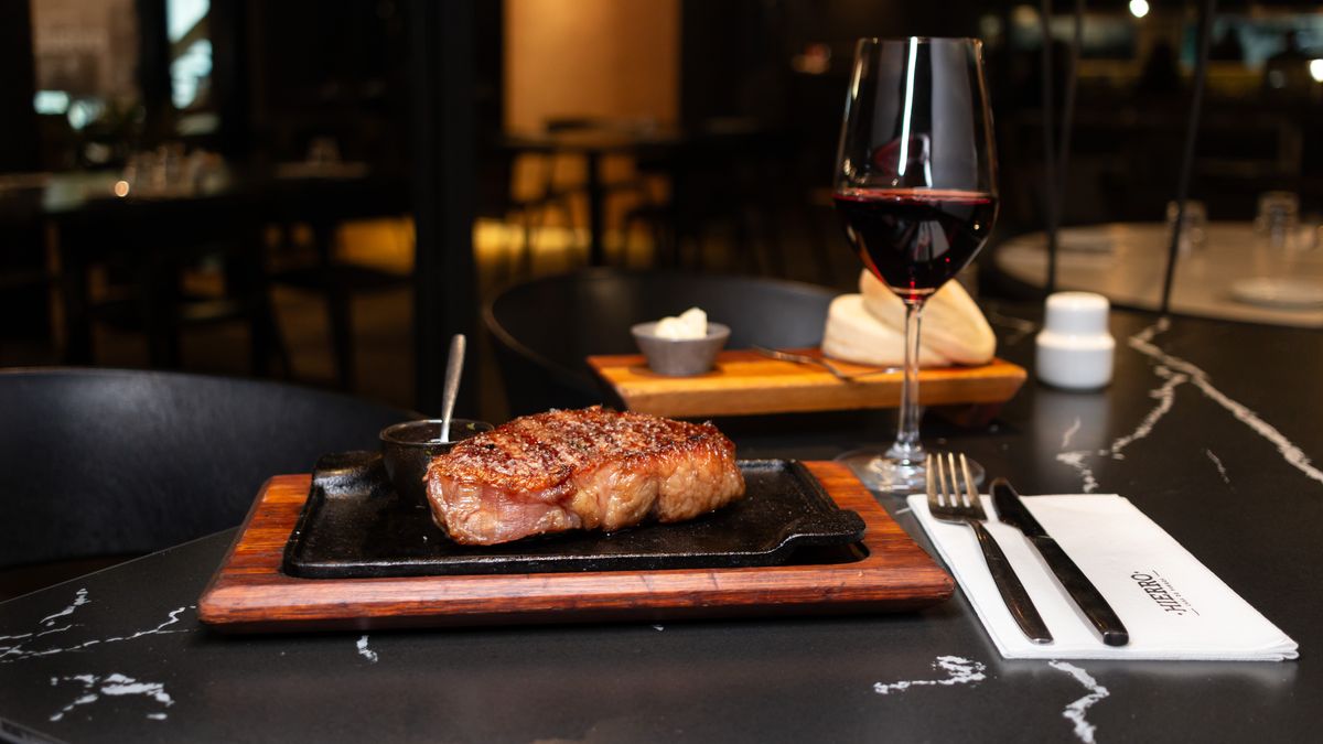 Five grills to taste the best meats in Buenos Aires