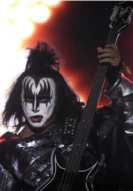 Kiss clásico en River: show ATP, espectacularidad y amor renovado  (foto 12)