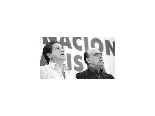 Eduardo Duhalde y Carlos Ruckauf en el Congreso Justicialista del sábado