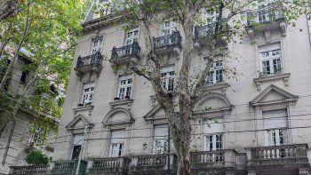 Venden el espectacular departamento donde vivieron Adolfo Bioy Casares y Silvina Ocampo