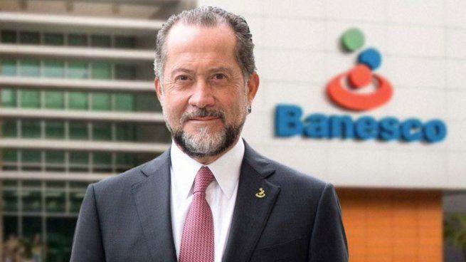 Quién es el único multimillonario de Venezuela que incluye Forbes en su lista.