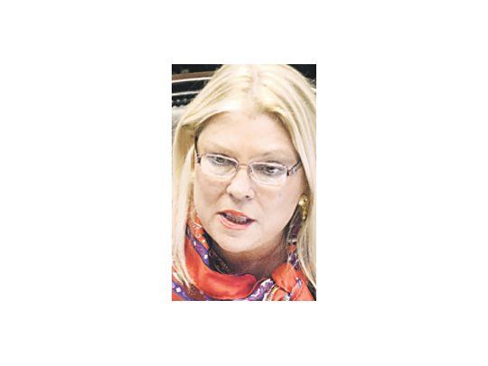Carrió no va