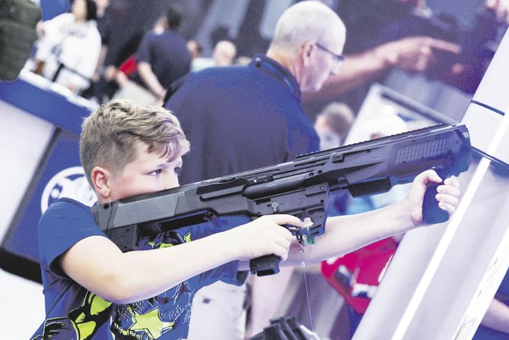 ¿cuánto ganan los fabricantes de rifles de asalto? - Forum USA and Canada