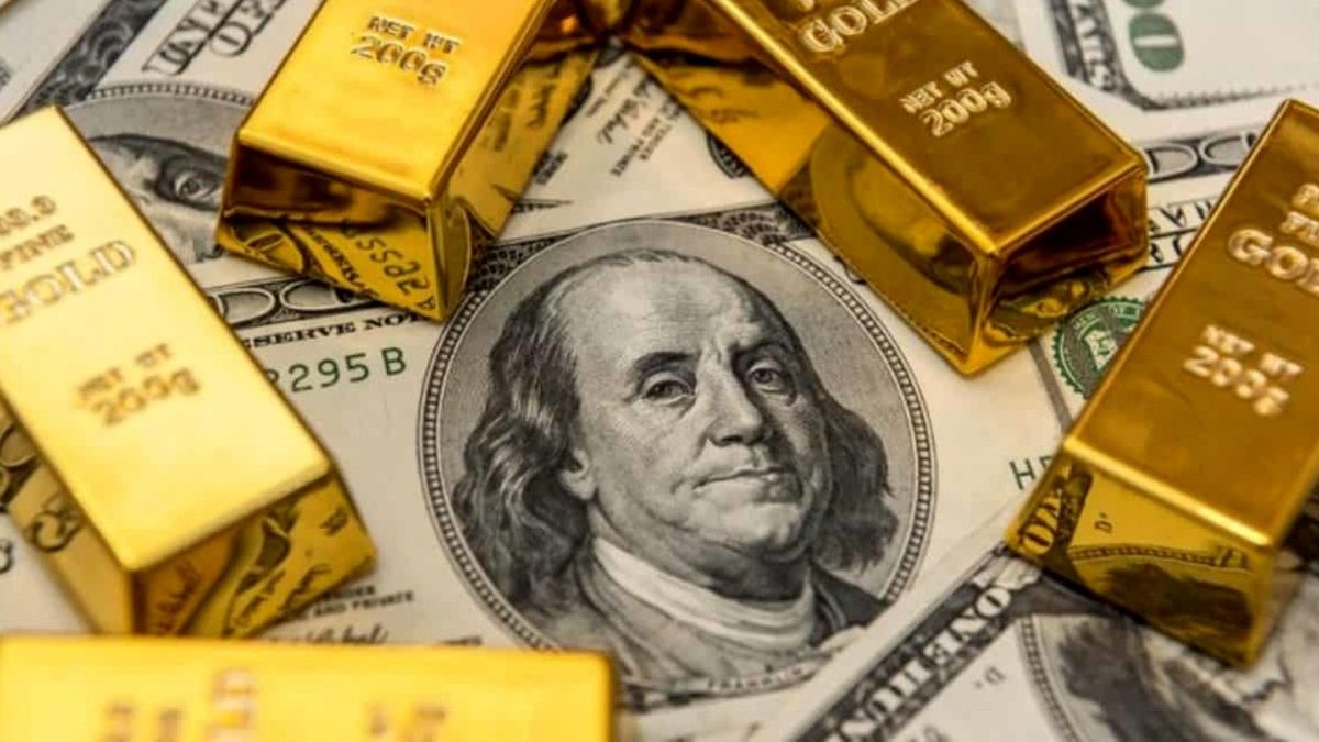 Gold fell on the rise in Treasury yields