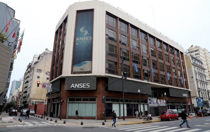 ANSES arranca el pago de jubilaciones y asignaciones de octubre