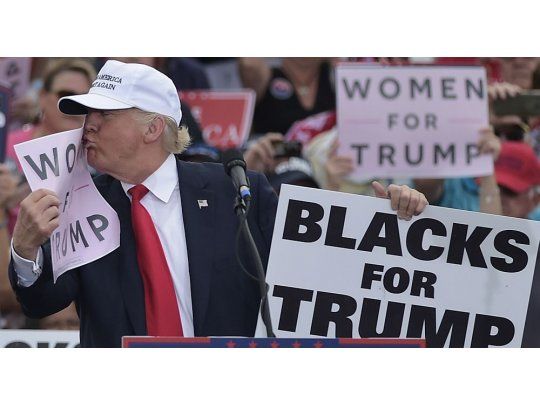 La campaña de Trump rechazó las acusaciones de abusos y apunta a la prensa