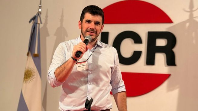 Leonel Chiarella, intendente de Venado Tuerto, es el nuevo presidente de la Unión Cívica Radical (UCR).