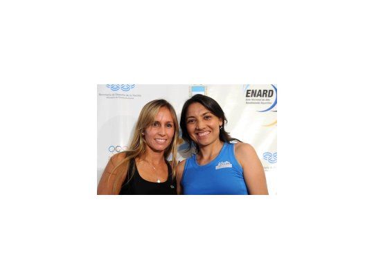 Dupla. Las tenistas argentinas quieren entrar en ritmo antes de Londres 2012.