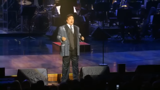 Revive de manera gratuita el show Mis 40 en Bellas Artes de Juan Gabriel.