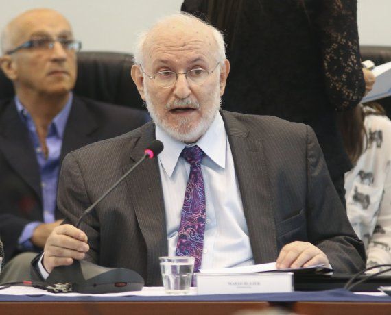 Las Lebac se crearon en marzo de 2002 bajo la presidencia del BCRA a cargo de Mario Blejer, con Eduardo Duhalde como Presidente y Jorge Remes Lenicov como ministro de Economía.