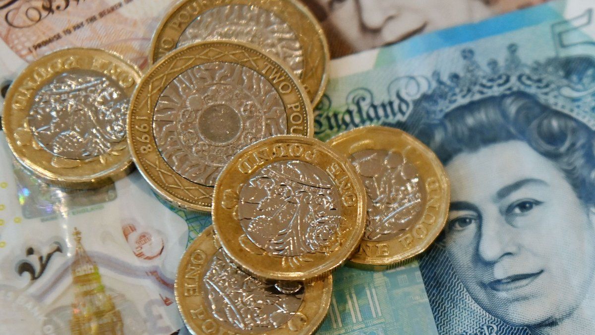 After the resignation of Liz Truss the pound sterling registered a slight recovery