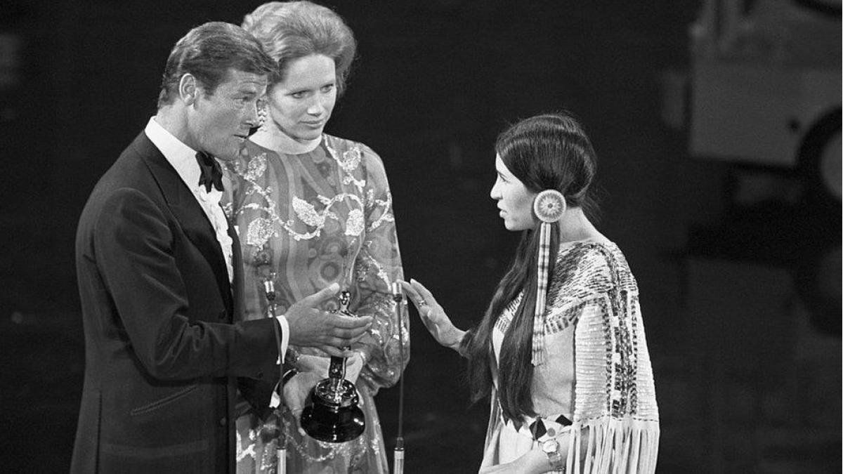 The Academy apologizes to the actress who read Marlon Brando’s speech rejecting the Oscar