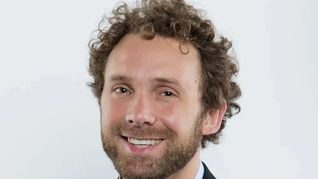 Lukas Walton, heredero de Walmart, transformó los millones recibidos en una plataforma de impacto social y ambiental con alcance global.