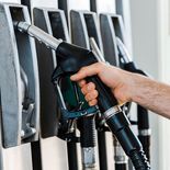 La guerra en Medio Oriente impactó en los precios del combustible. La guerra en Medio Oriente impactó en los precios del combustible.