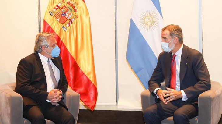 El presidente Alberto Fern&aacute;ndez dialog&oacute; con el Rey de Espa&ntilde;a, Felipe VI.