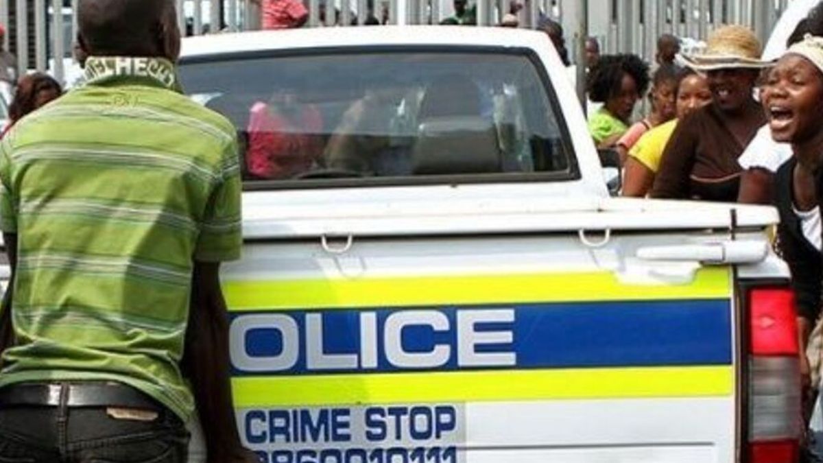 20 young people found dead in a bar in South Africa