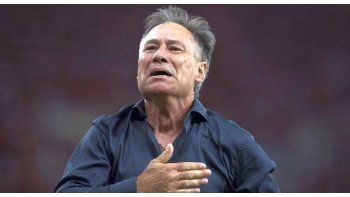 Holan no sabe si seguirá en Independiente.