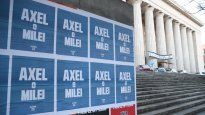 Los afiches que impulsan a Axel Kicillof de cara a 2027.&nbsp;