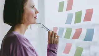 La exposición constante a notificaciones y opciones puede ralentizar la capacidad de elegir. La exposición constante a notificaciones y opciones puede ralentizar la capacidad de elegir.