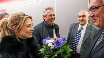 El presidente Alberto Fernández y la primera dama Fabiola Yañez arribaron al aeropuerto de Berlín-Tegel en Alemania.