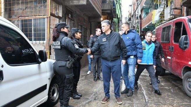 Jorge Macri participó del operativo en el Barrio 31