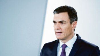 ATRAPADO. El presidente Pedro Sánchez depende de un cambio de posición de los partidos catalanes para evitar su caída.