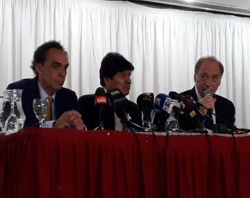 Gustavo Ferreyra y Eugenio Zaffaroni trabajaron junto con el español Baltasar Garzón en la defensa de Evo Morales.