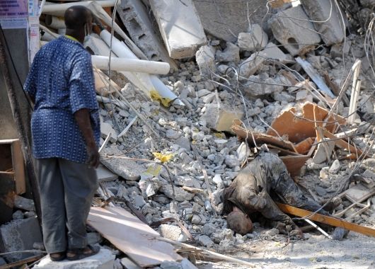 A tres días, los cuerpos comienzan a descomponerse y se agotan las posibilidades de hallar sobrevivientes.