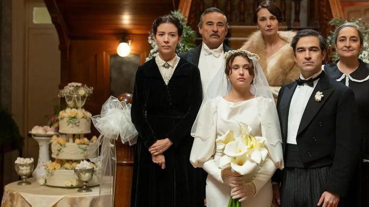 Basada en una histórica novela mexicana, esta serie está causando furor en Prime Video.