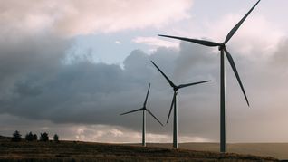 UE presenta su controvertido plan de etiqueta verde para inversiones en energía