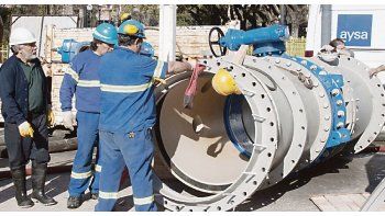 ámbito.com | Pendientes. Las tarifas de agua para los usuarios de AySA se sumarán a la lista de aumentos en la segunda mitad del año. El gas y la electricidad volverán a subir porque su valor está atado a la marcha de la inflación.
