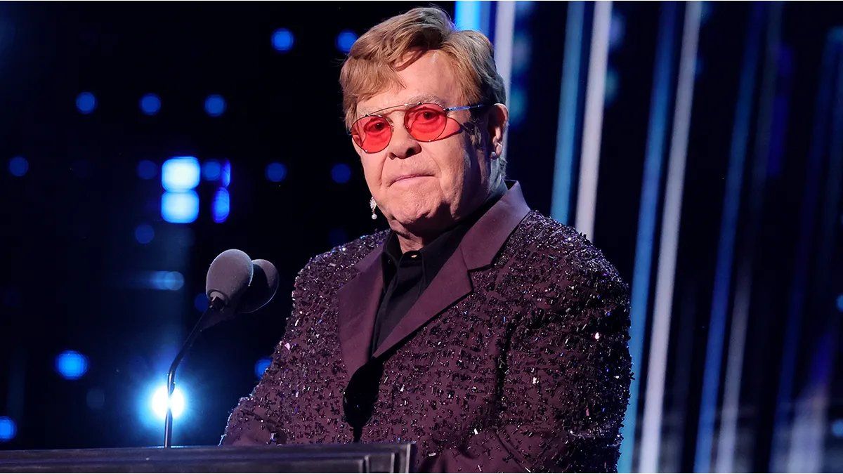 Elton John claims that legalizing marijuana in the United States and Canada is one of the biggest mistakes of all time