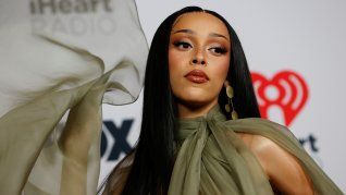 Por el hate recibido, había dicho que dejaría la música, pero volvió a los escenarios. Por el hate recibido, había dicho que dejaría la música, pero volvió a los escenarios.