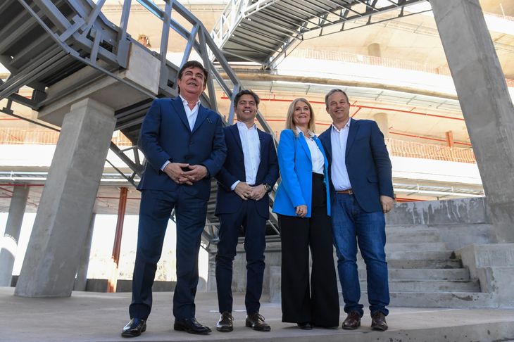 Fernando Espinoza, Axel Kicillof, Verónica Magario y Mariano Cascallares. Fernando Espinoza, Axel Kicillof, Verónica Magario y Mariano Cascallares.