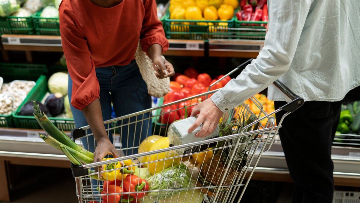 Save with a DNI Account! Access an unmissable benefit in your favorite neighborhood stores in October 2025