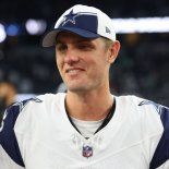 Pese a tu talento con la redonda y en la programación, prefirió probar suerte en el fútbol americano y se convirtió en una estrella de la NFL. Pese a tu talento con la redonda y en la programación, prefirió probar suerte en el fútbol americano y se convirtió en una estrella de la NFL.