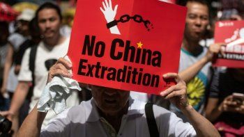 Cientos de miles de personas se manifestaron en Hong Kong contra el proyecto de ley que autorizaba las  extradiciones a China