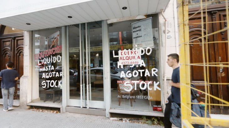 pag28-Mublerias Cerradas_fuchila 10.jpg