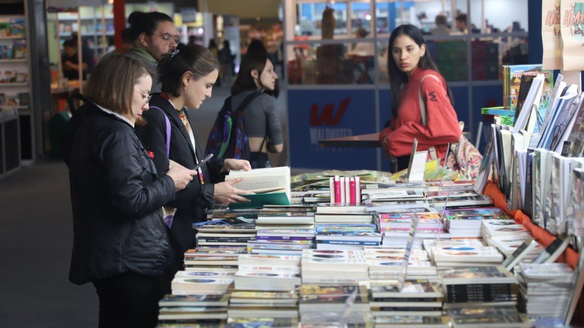 Government facilitates import of books for the 2024 edition