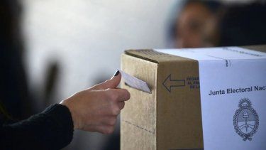 Elecciones 2023: a 8 días de las PASO, habilitan la votación por huella  dactilar