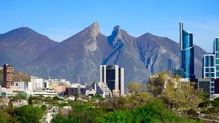 Las cinco mujeres de Monterrey que son familia y poseen la mayor fortuna de Nuevo León en 2026: de heredar un imperio a multiplicar las ganancias Las cinco mujeres de Monterrey que son familia y poseen la mayor fortuna de Nuevo León en 2026: de heredar un imperio a multiplicar las ganancias