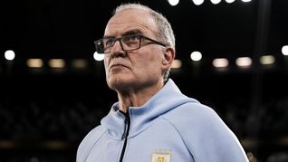 bielsa confirmo los 26 convocados de uruguay: figuras, ausencias y sorpresas bielsa confirmo los 26 convocados de uruguay: figuras, ausencias y sorpresas