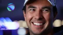 Sergio Checo Pérez está pasando unos días de vacaciones junto a su esposa Carola Martínez en Loreto&nbsp; y su presencia convulsionó a Baja California.