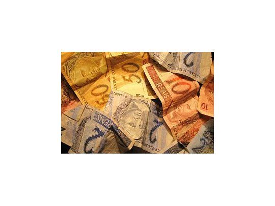 El real se depreció 0,1% a 2,373 por dólar