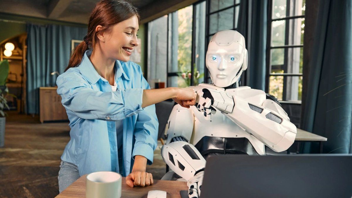 La sinergia perfecta: el espíritu humano y la <b>Inteligencia Artificial</b> thumbnail