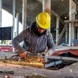 La reforma laboral consiguió media sanción en el Senado. La reforma laboral consiguió media sanción en el Senado.