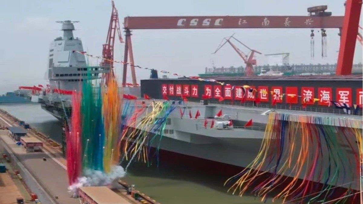 China presenta su tercer portaviones y marca un importante hito militar