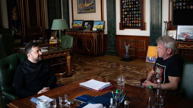 El presidente ucraniano publicó una footgrafía del encuentro con el actor estadounidense.&nbsp;