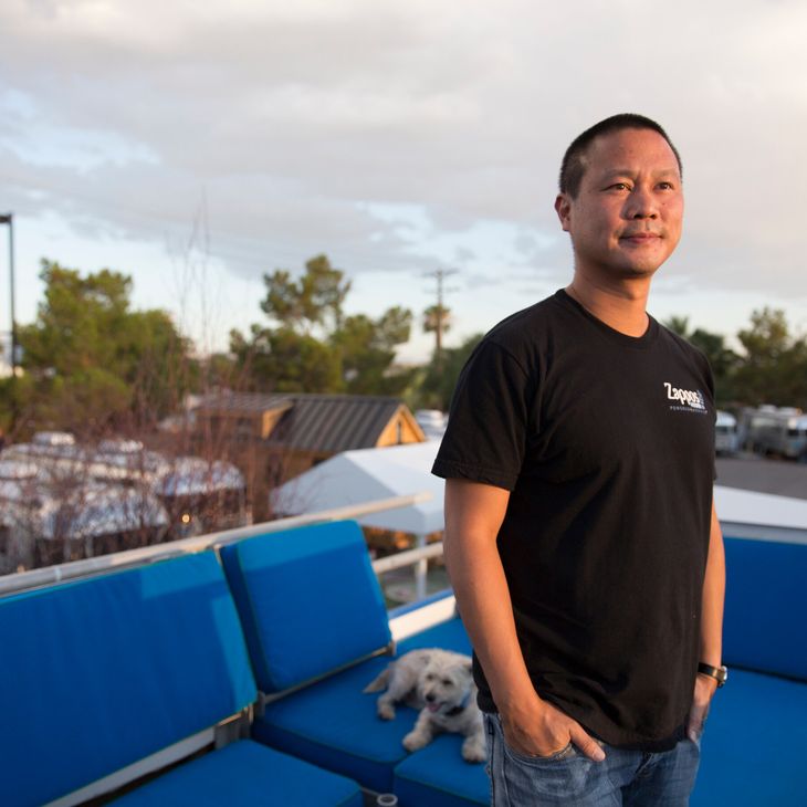 Tony Hsieh, fundador de Zappos entre otras compañías exitosas. Tony Hsieh, fundador de Zappos entre otras compañías exitosas.